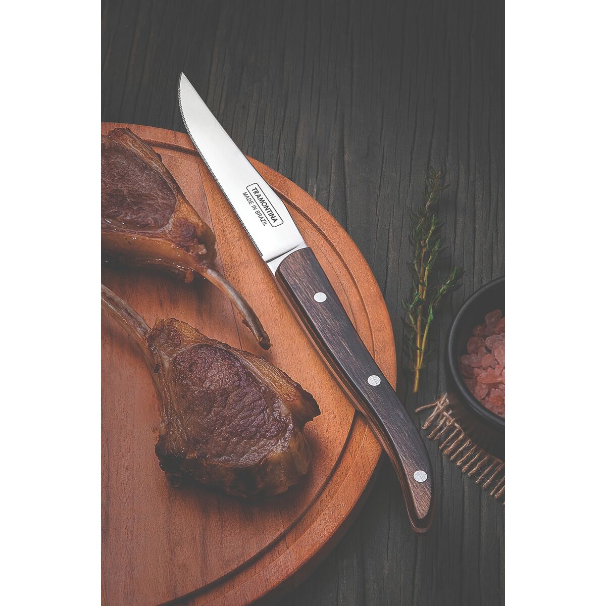 TRAMONTINA - Tabla/Plato para Asado, de Madera Teca y Acabado Natural, para Cortar Carne y Servir, Diseño Moderno, Tamaño de 26 cm diámetro - Imagen 2