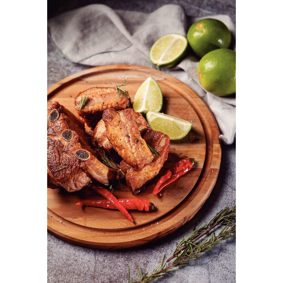 TRAMONTINA - Tabla/Plato para Asado, de Madera Teca y Acabado Natural, para Cortar Carne y Servir, Diseño Moderno, Tamaño de 26 cm diámetro - Imagen 6